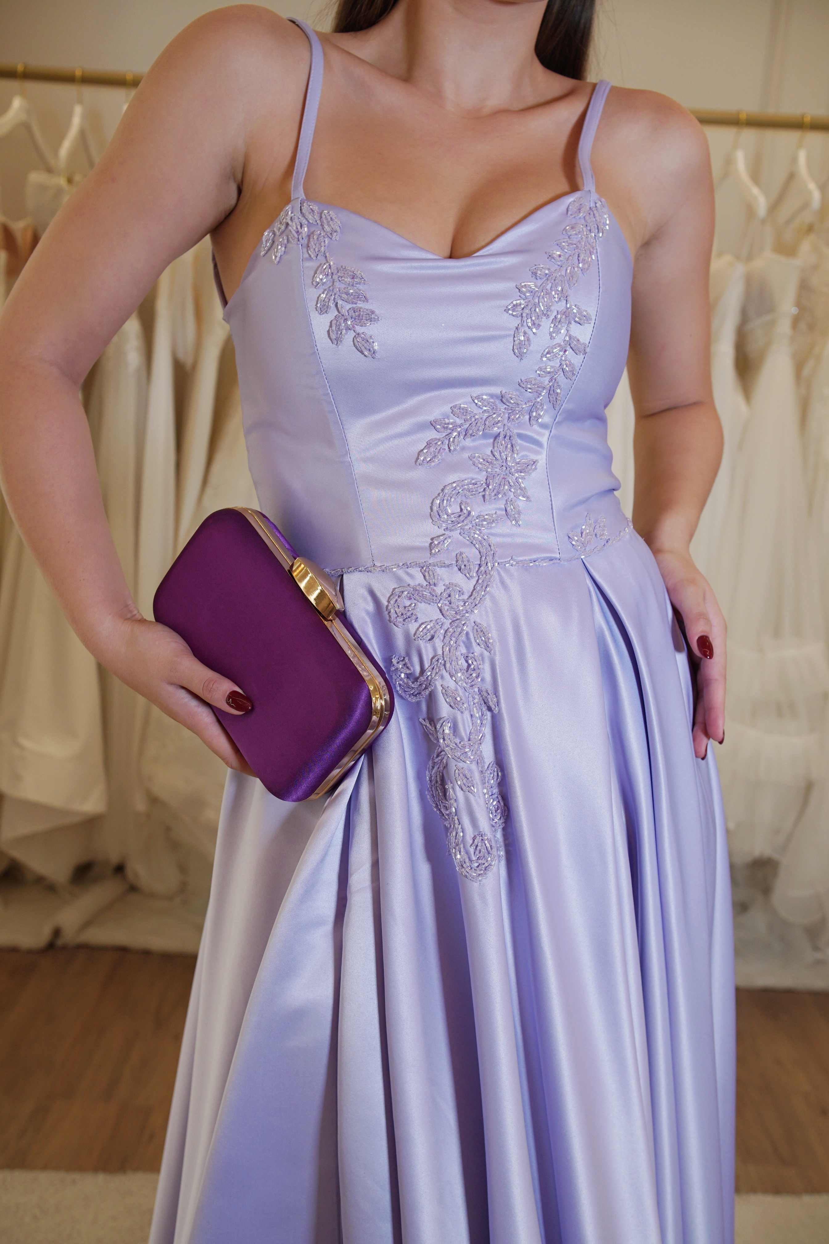 Vestido Lavanda com Bordados